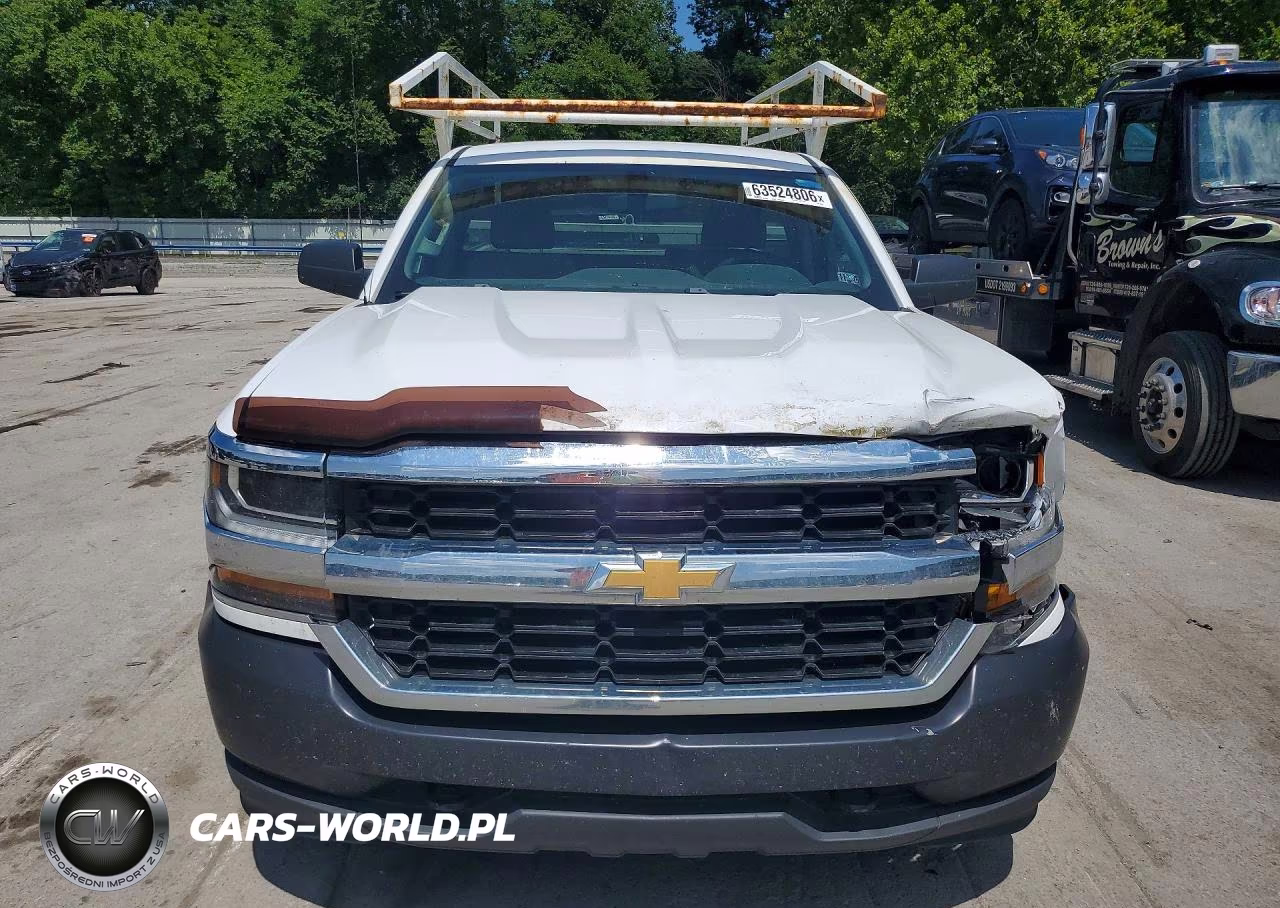 2018 Chevrolet Silverado K1500 VIN:1GCNKNEH9JZ330275 - 5