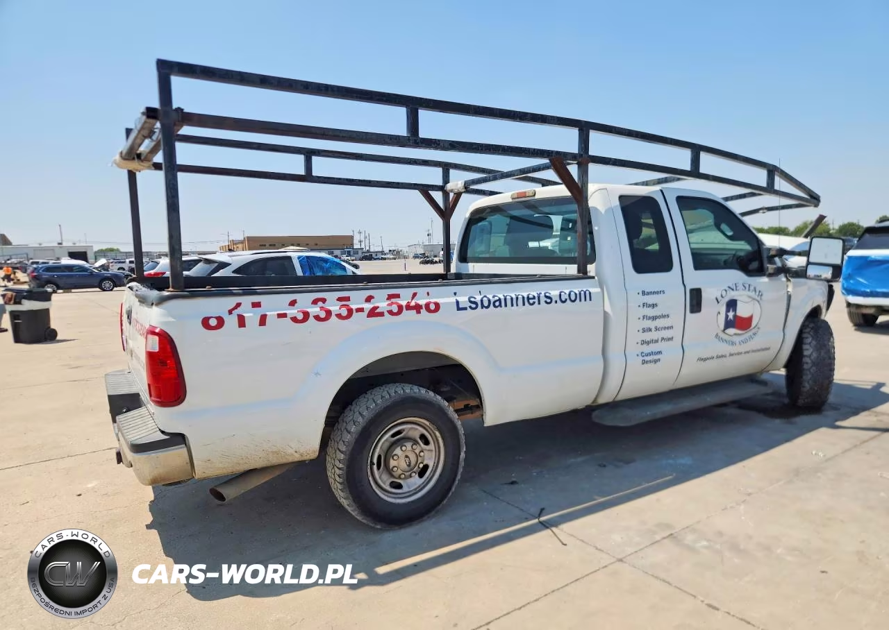 2011 Ford F250 Super Duty VIN:1FT7X2A64BEC94713 - 3