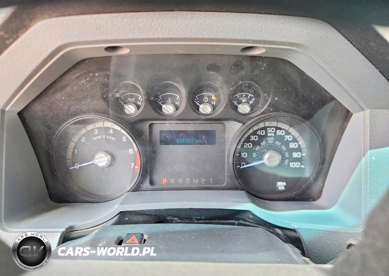 2011 Ford F250 Super Duty VIN:1FT7X2A64BEC94713 - 9