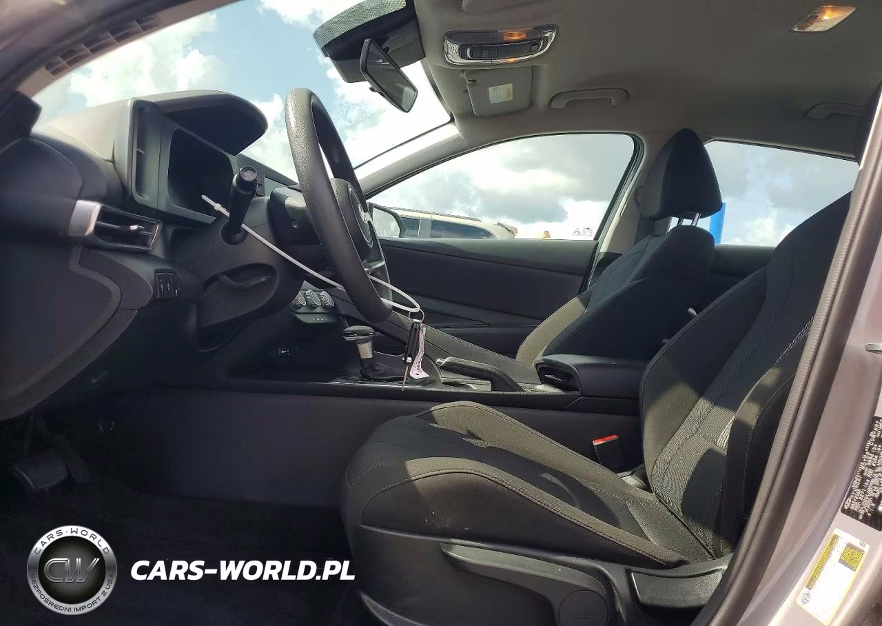 2025 Hyundai Elantra Se VIN:KMHLL4DG8SU002623 - 7