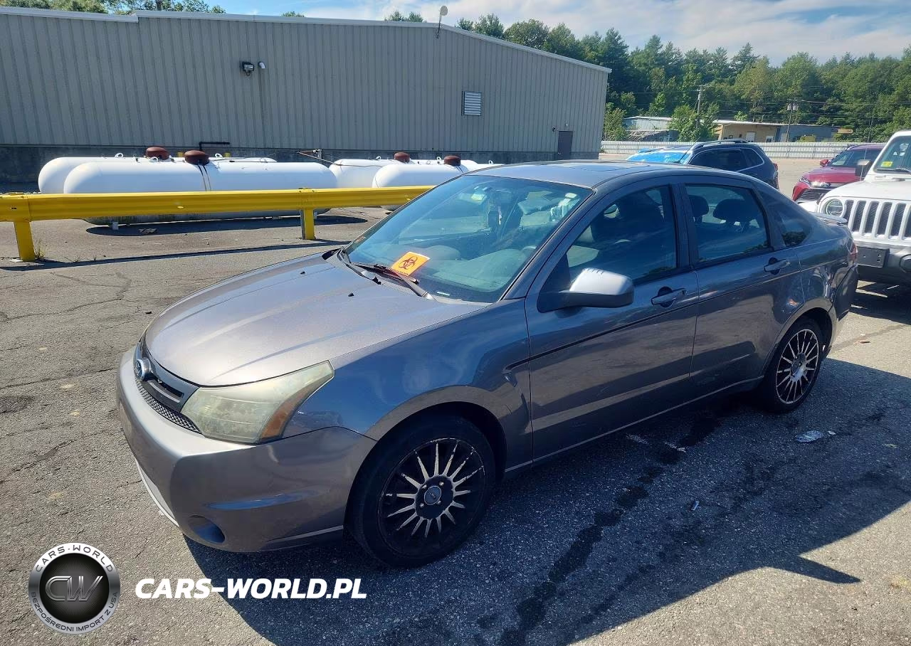 2010 Ford Focus Ses VIN:1FAHP3GN2AW246375 - 1