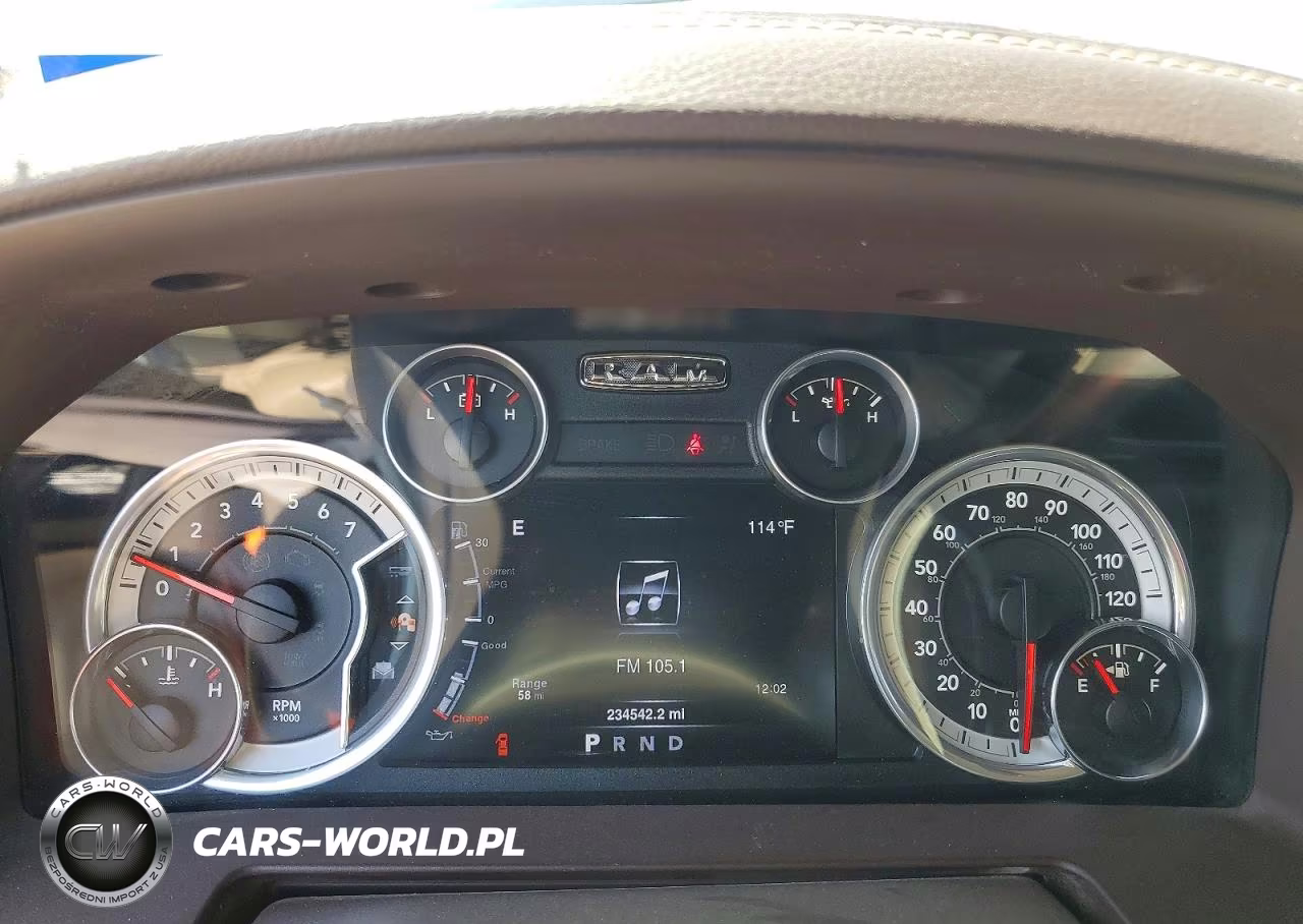 2016 Ram 1500 Laramie VIN:1C6RR7NT2GS248023 - 9