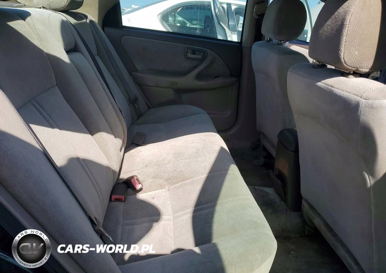 2000 Toyota Camry Ce VIN:4T1BG22K3YU946382 - 10