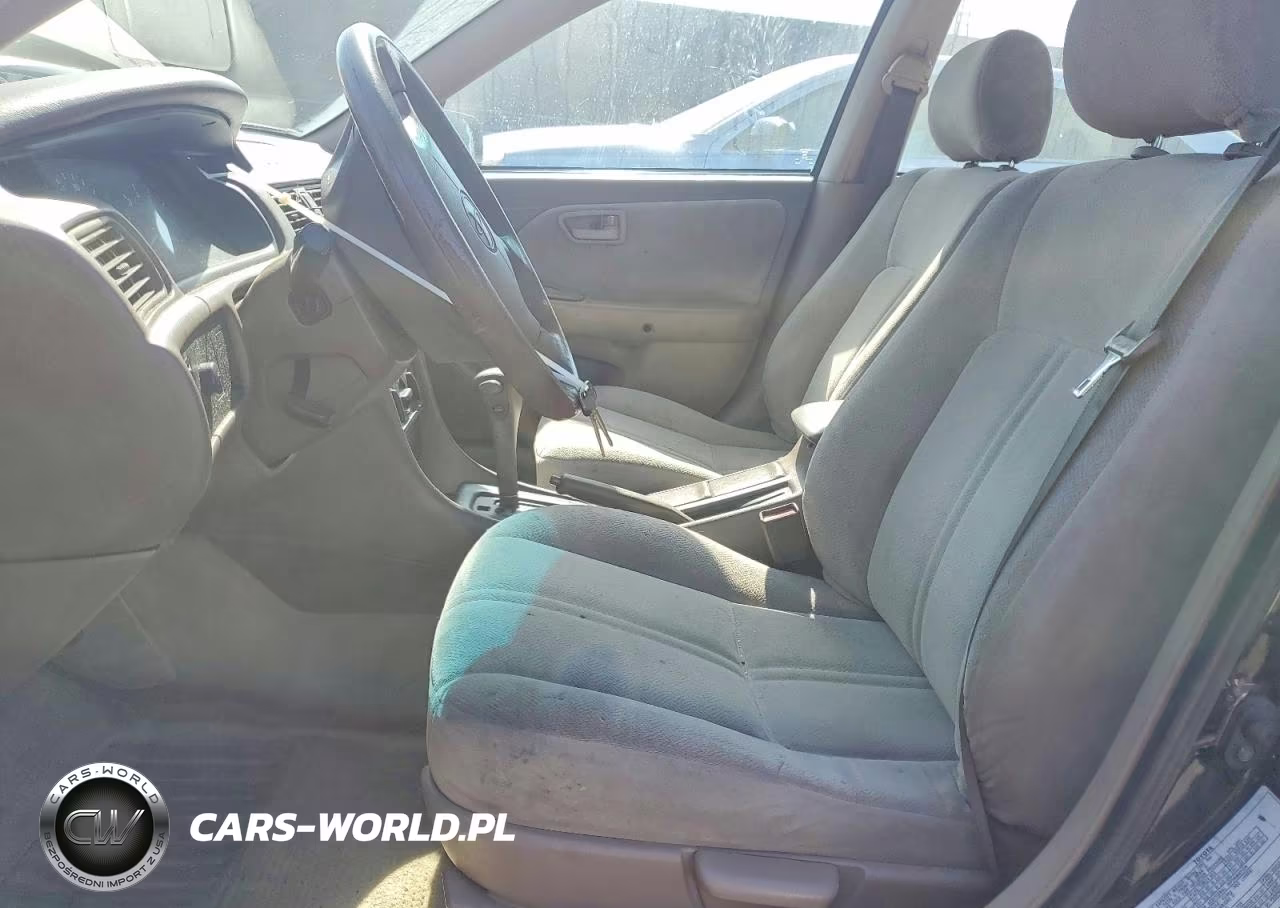 2000 Toyota Camry Ce VIN:4T1BG22K3YU946382 - 7