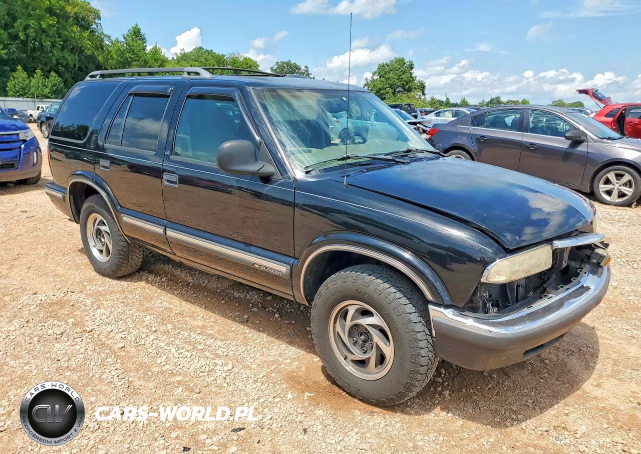 1998 Chevrolet Blazer VIN:1GNDT13W2W2234529 - 4