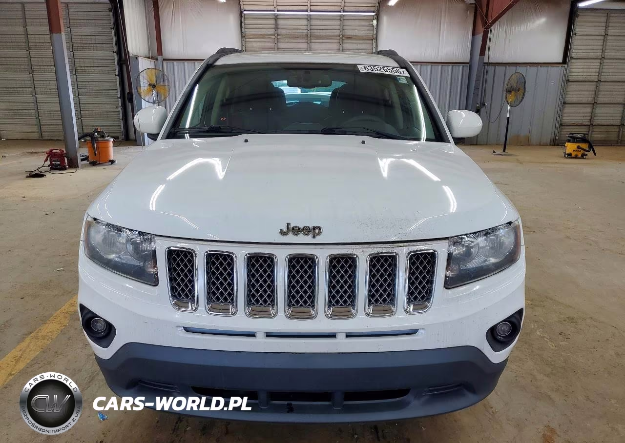 2016 Jeep Compass Latitude VIN:1C4NJCEA8GD633435 - 5