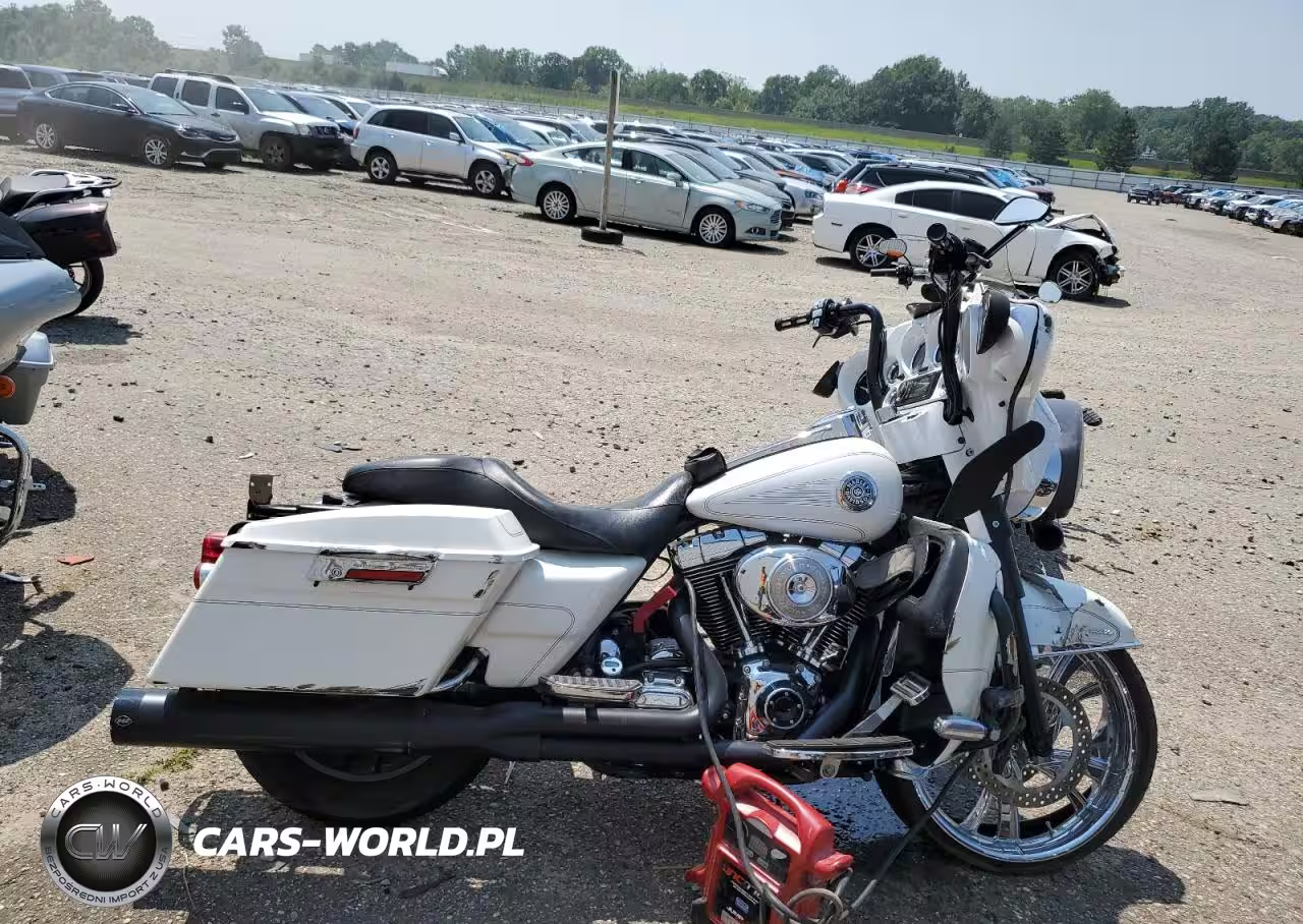 2004 Harley-Davidson Flhtcui