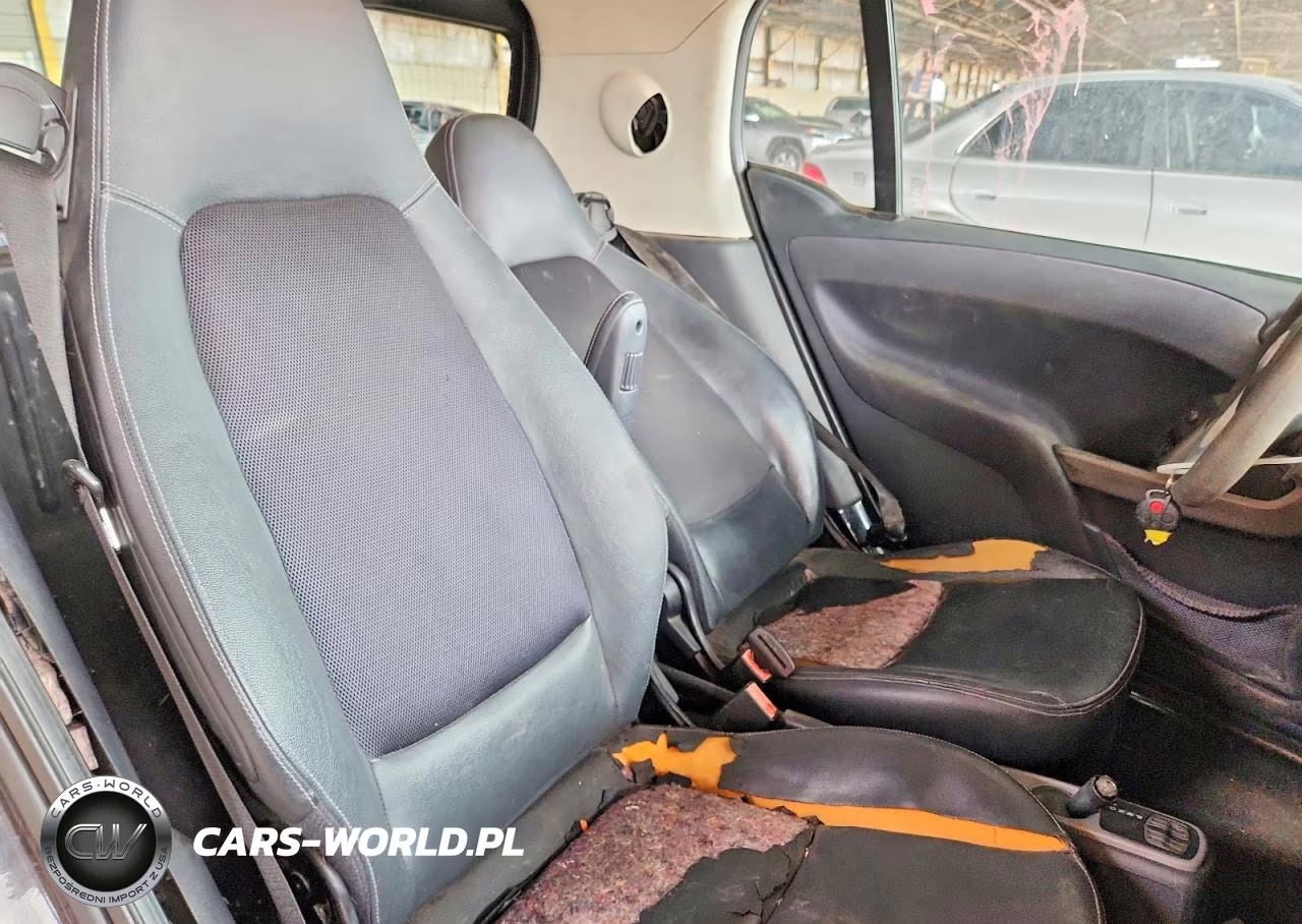 2012 Smart Fortwo Pure VIN:WMEEJ3BA0CK550416 - 10