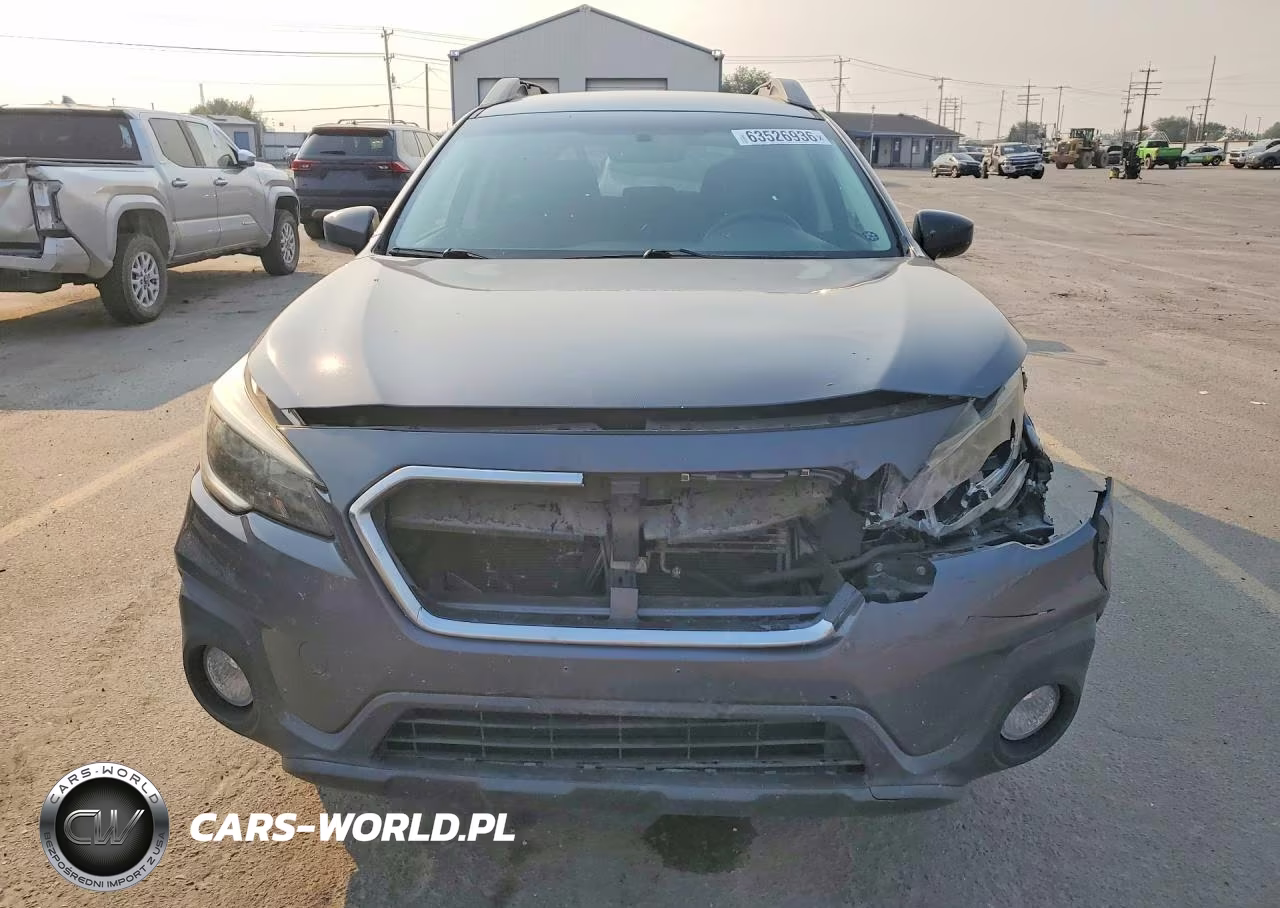 2018 Subaru Outback 2.5I Premium VIN:4S4BSACC0J3367605 - 5