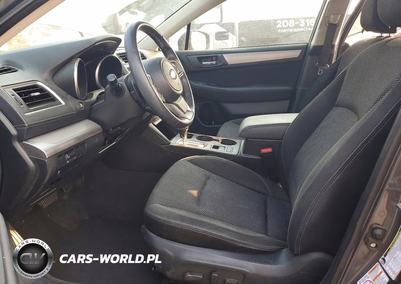 2018 Subaru Outback 2.5I Premium VIN:4S4BSACC0J3367605 - 7