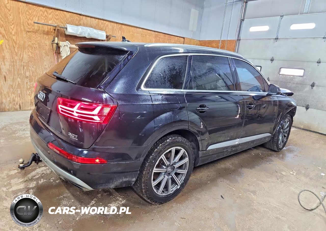 2017 Audi Q7 Premium Plus VIN:WA1LAAF7XHD022834 - 3