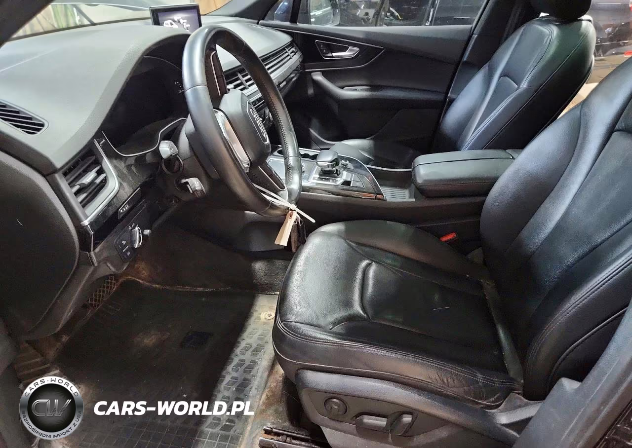 2017 Audi Q7 Premium Plus VIN:WA1LAAF7XHD022834 - 7