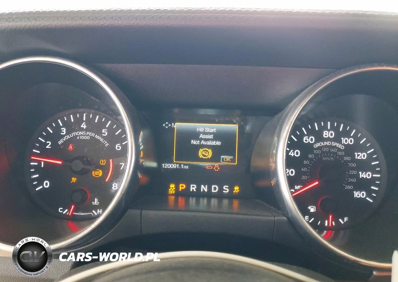 2018 Ford Mustang VIN:1FATP8UH0J5138770 - 9