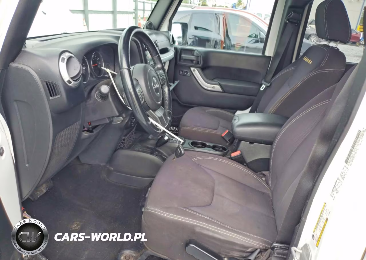 2013 Jeep Wrangler Unlimited Sahara VIN:1C4HJWEG8DL520699 - 7