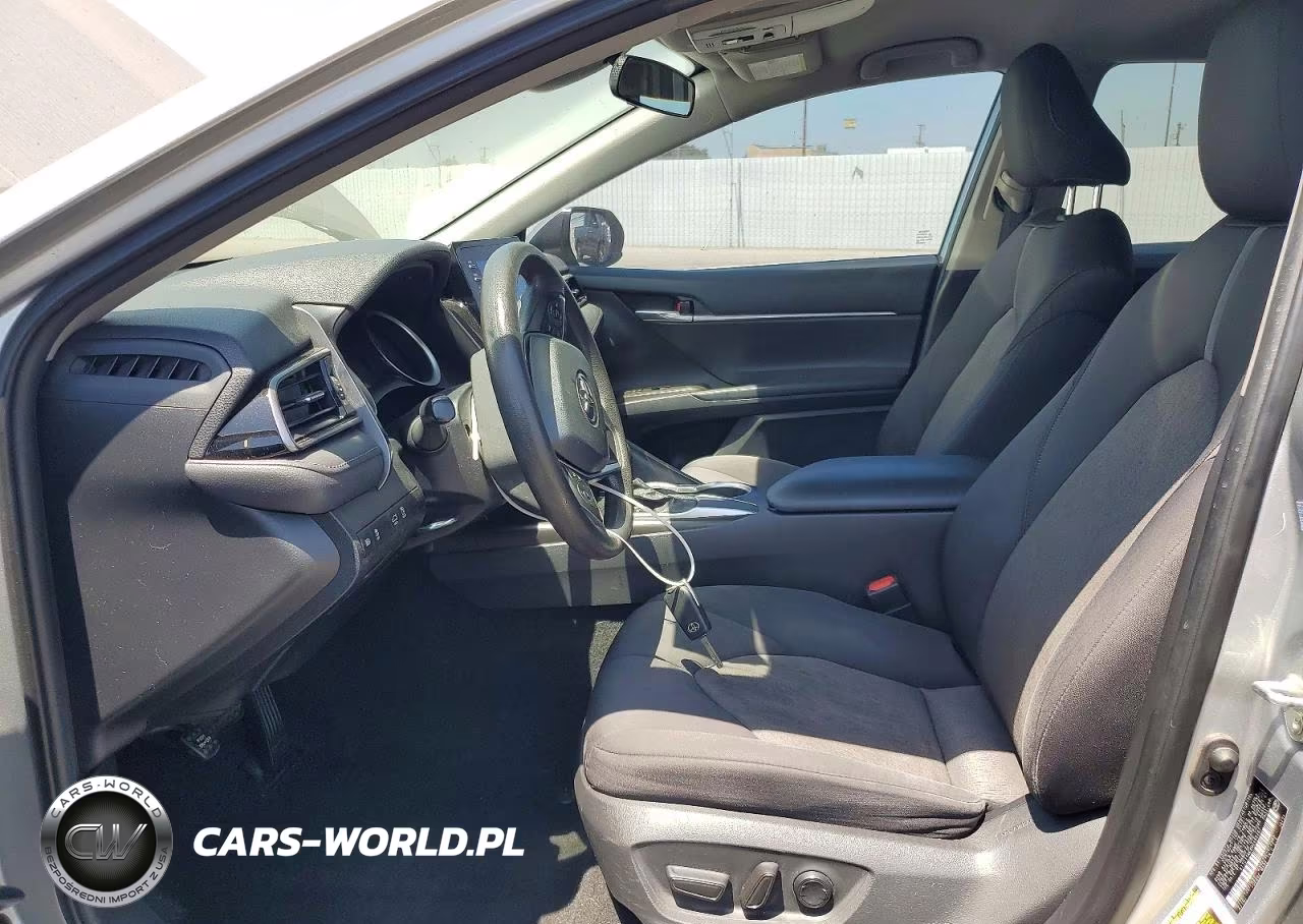 2021 Toyota Camry Le VIN:4T1C11AKXMU456467 - 7