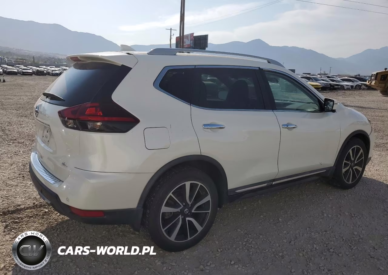 2019 Nissan Rogue S VIN:5N1AT2MT2KC718836 - 3