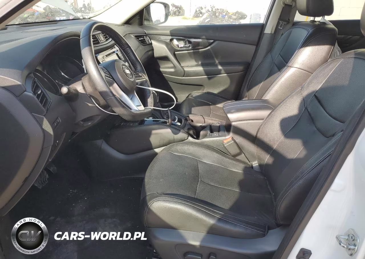 2019 Nissan Rogue S VIN:5N1AT2MT2KC718836 - 7