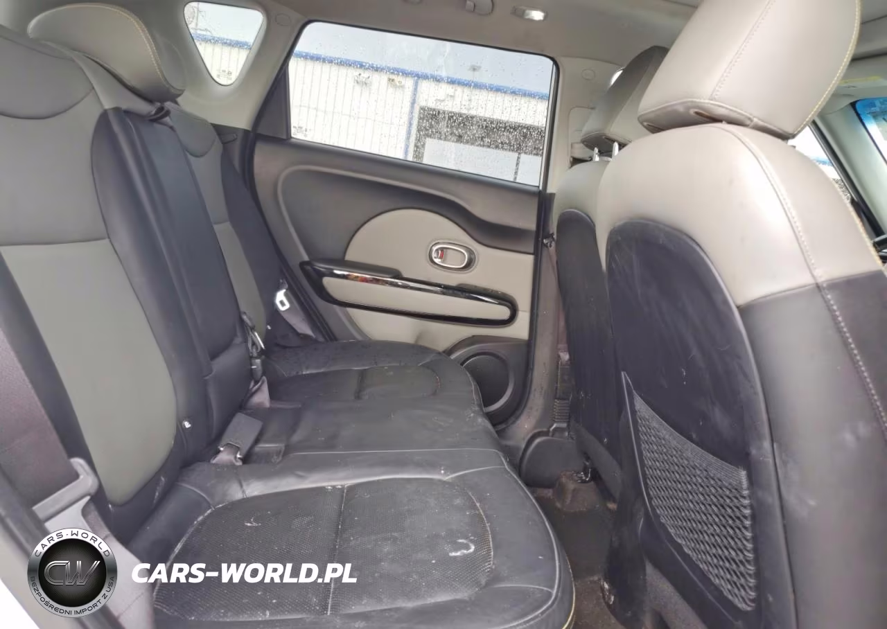 2016 Kia Soul + VIN:KNDJP3A50G7242896 - 10