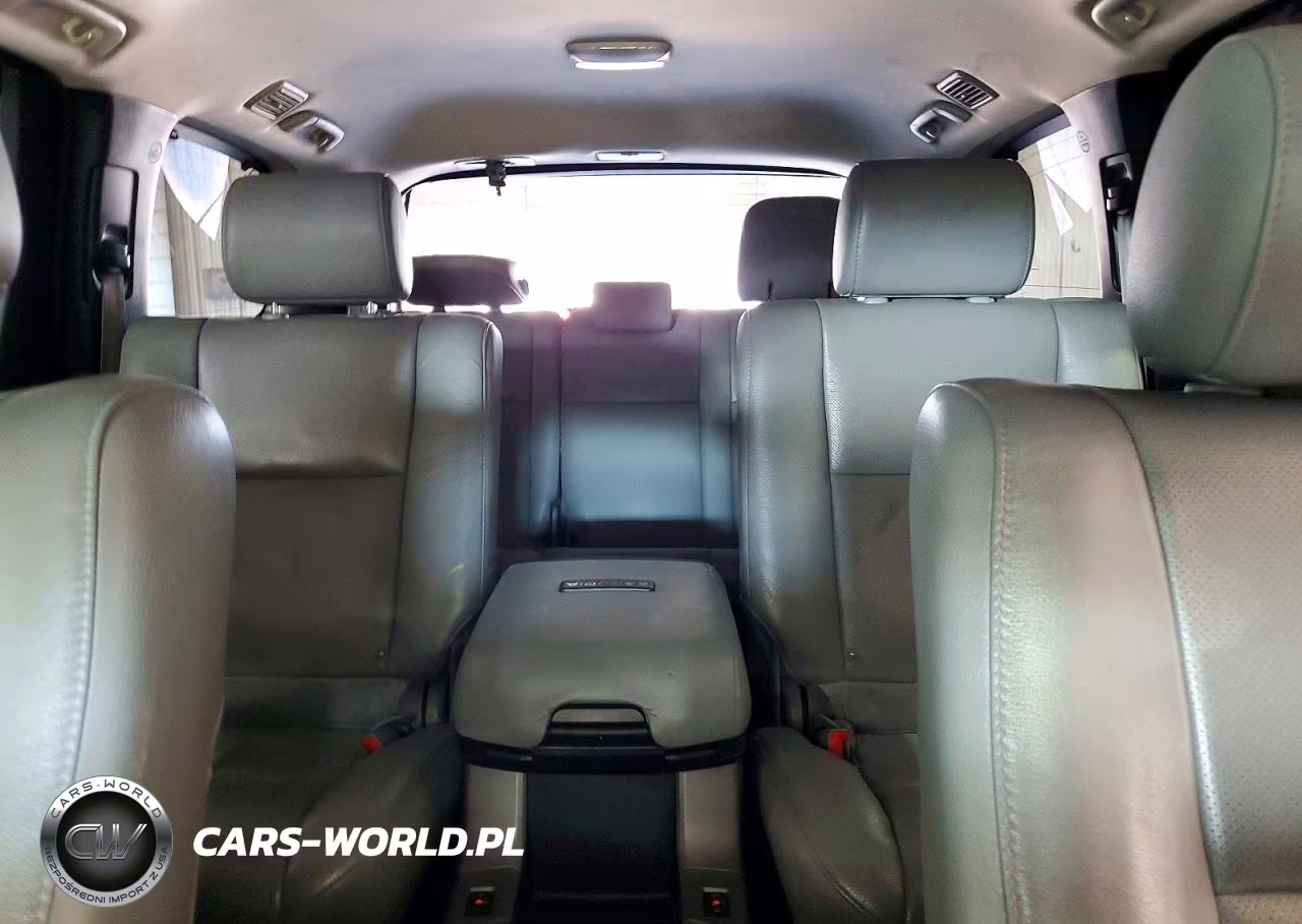2012 Toyota Sequoia Platinum VIN:5TDDY5G1XCS068250 - 10