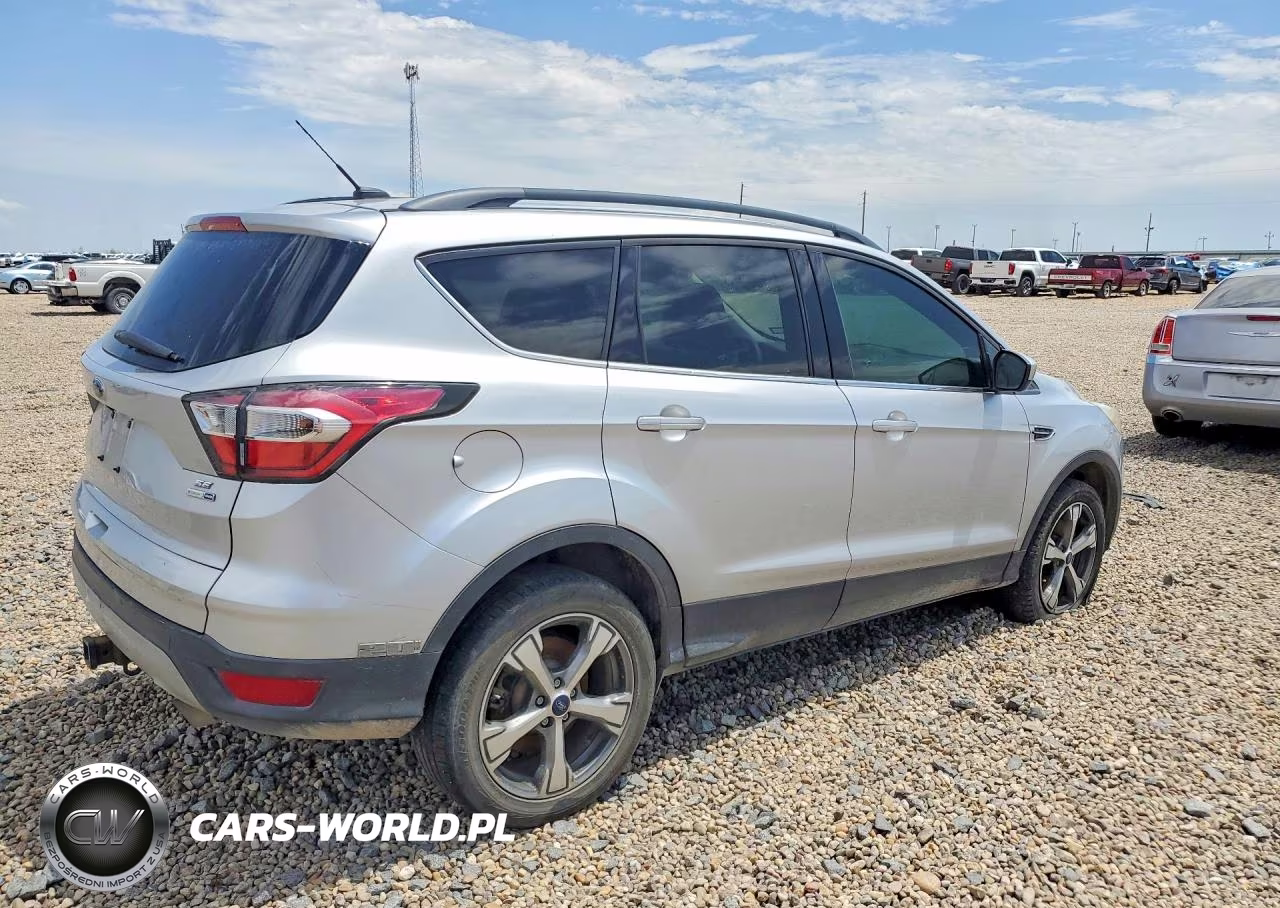 2017 Ford Escape Se VIN:1FMCU9G99HUB53602 - 3
