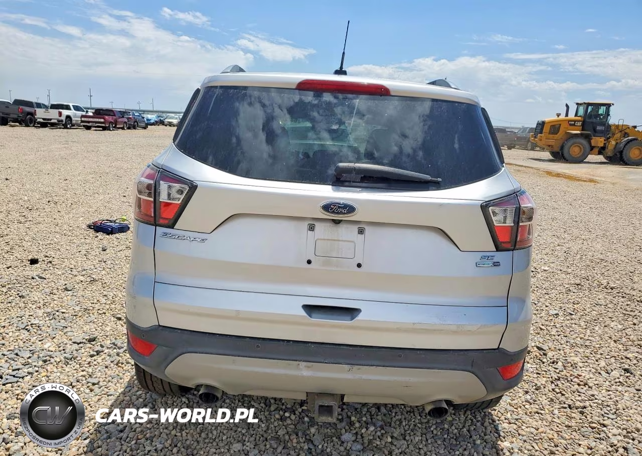 2017 Ford Escape Se VIN:1FMCU9G99HUB53602 - 6