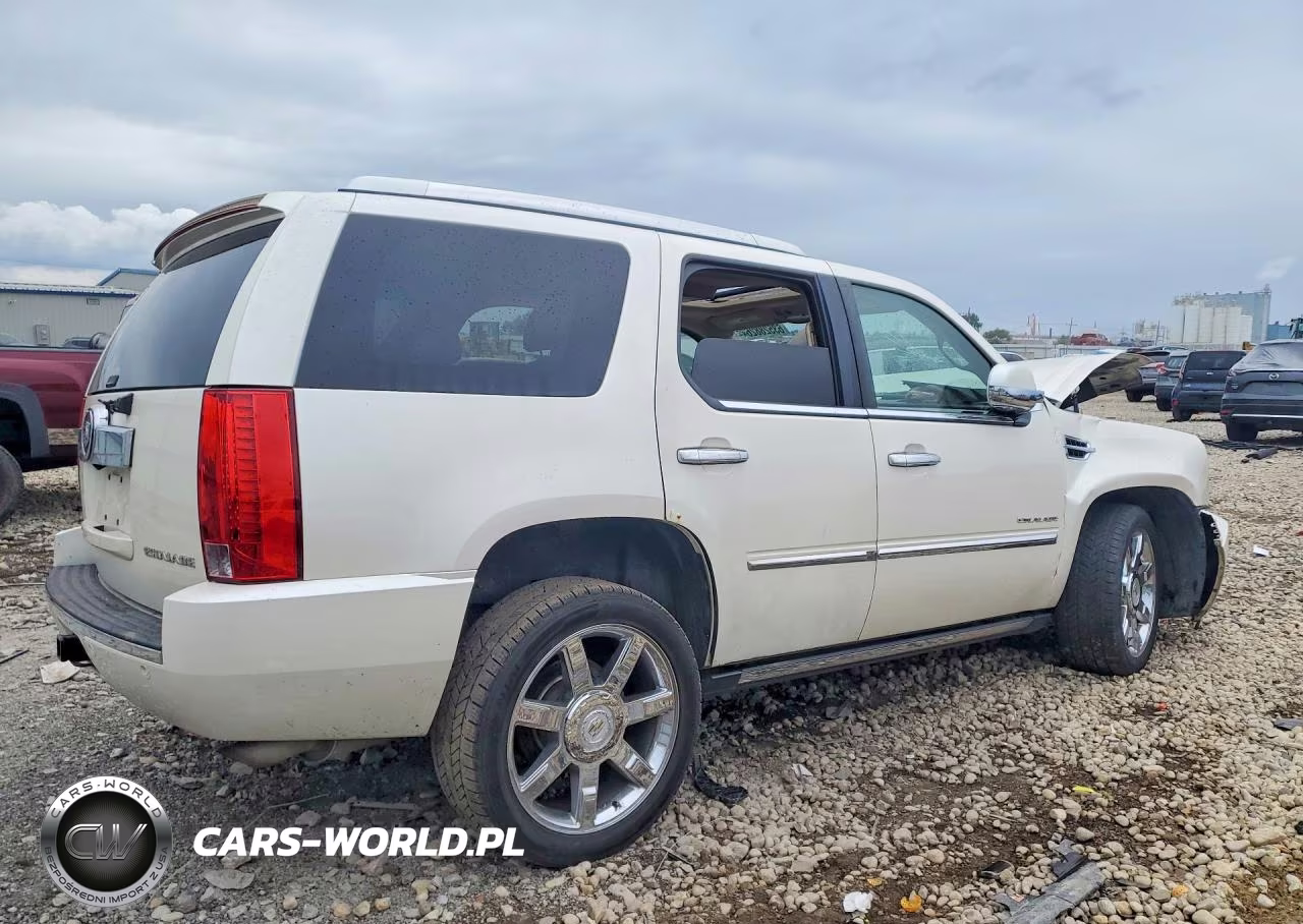 2011 Cadillac Escalade Premium VIN:1GYS4CEF2BR216839 - 3