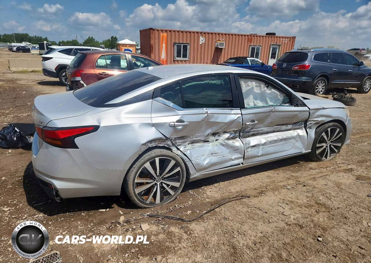 2020 Nissan Altima Sr VIN:1N4BL4CV3LC209546 - 3
