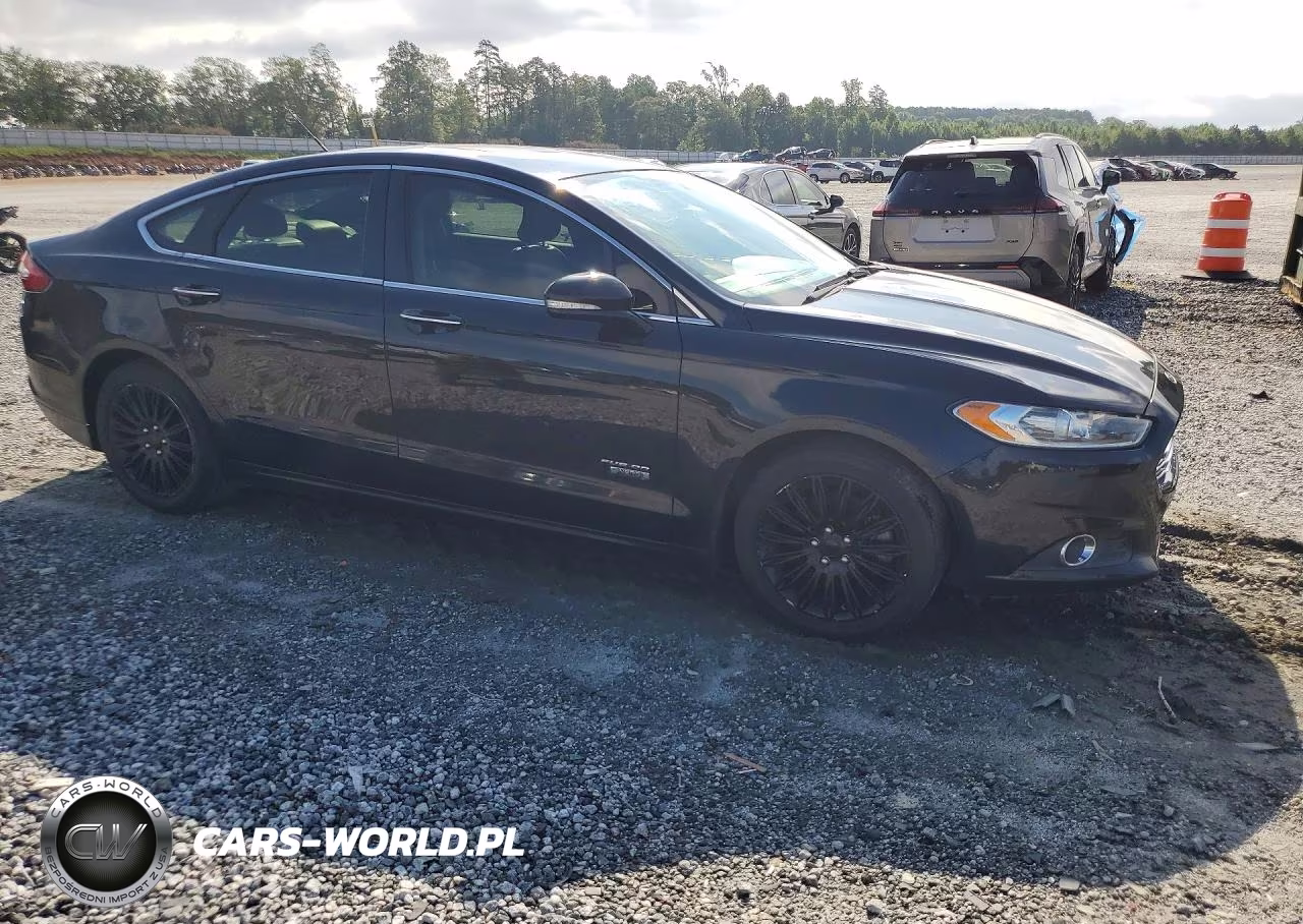 2016 Ford Fusion Se Phev VIN:3FA6P0PU9GR108549 - 4