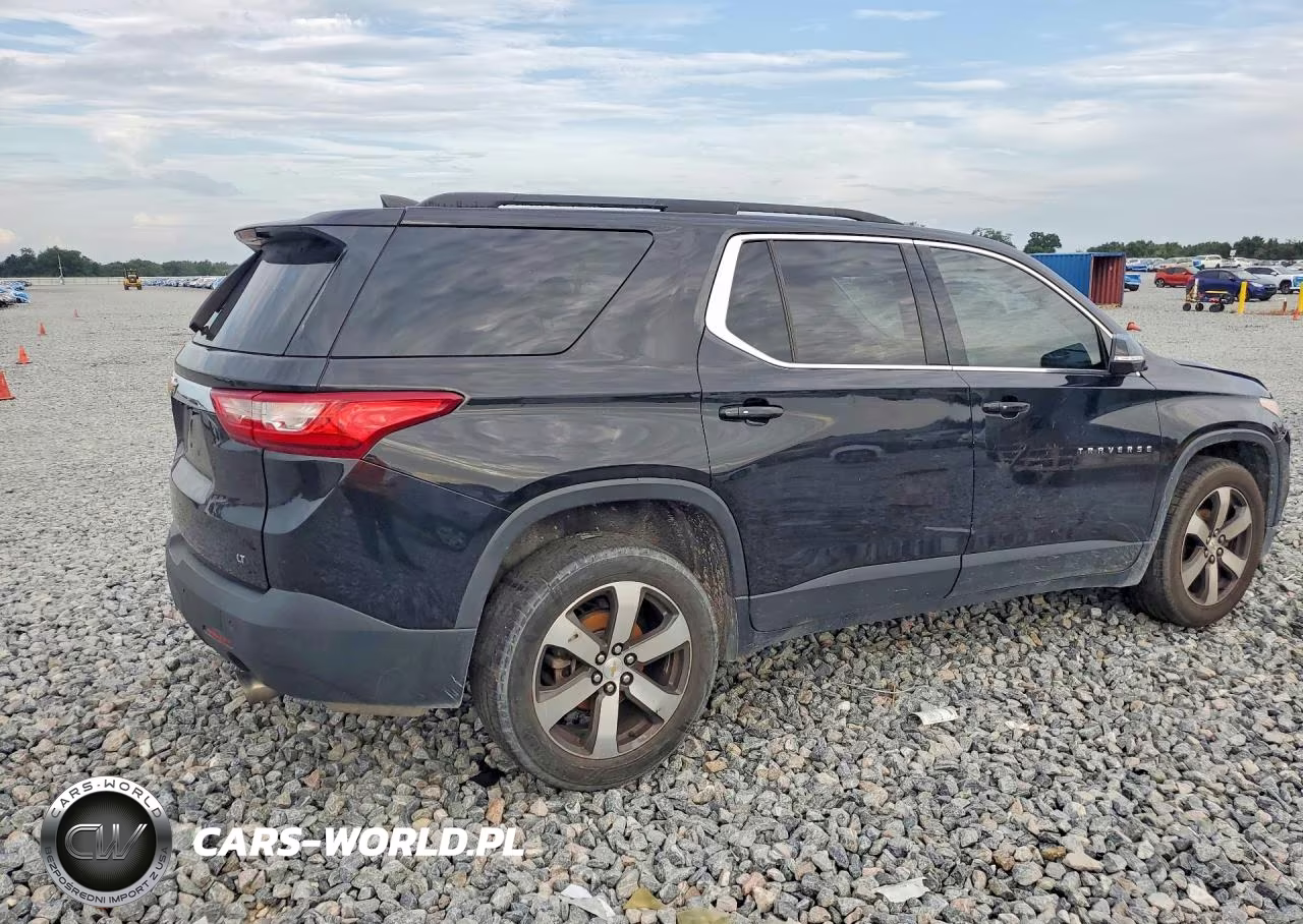 2019 Chevrolet Traverse Lt VIN:1GNERHKW4KJ116897 - 3