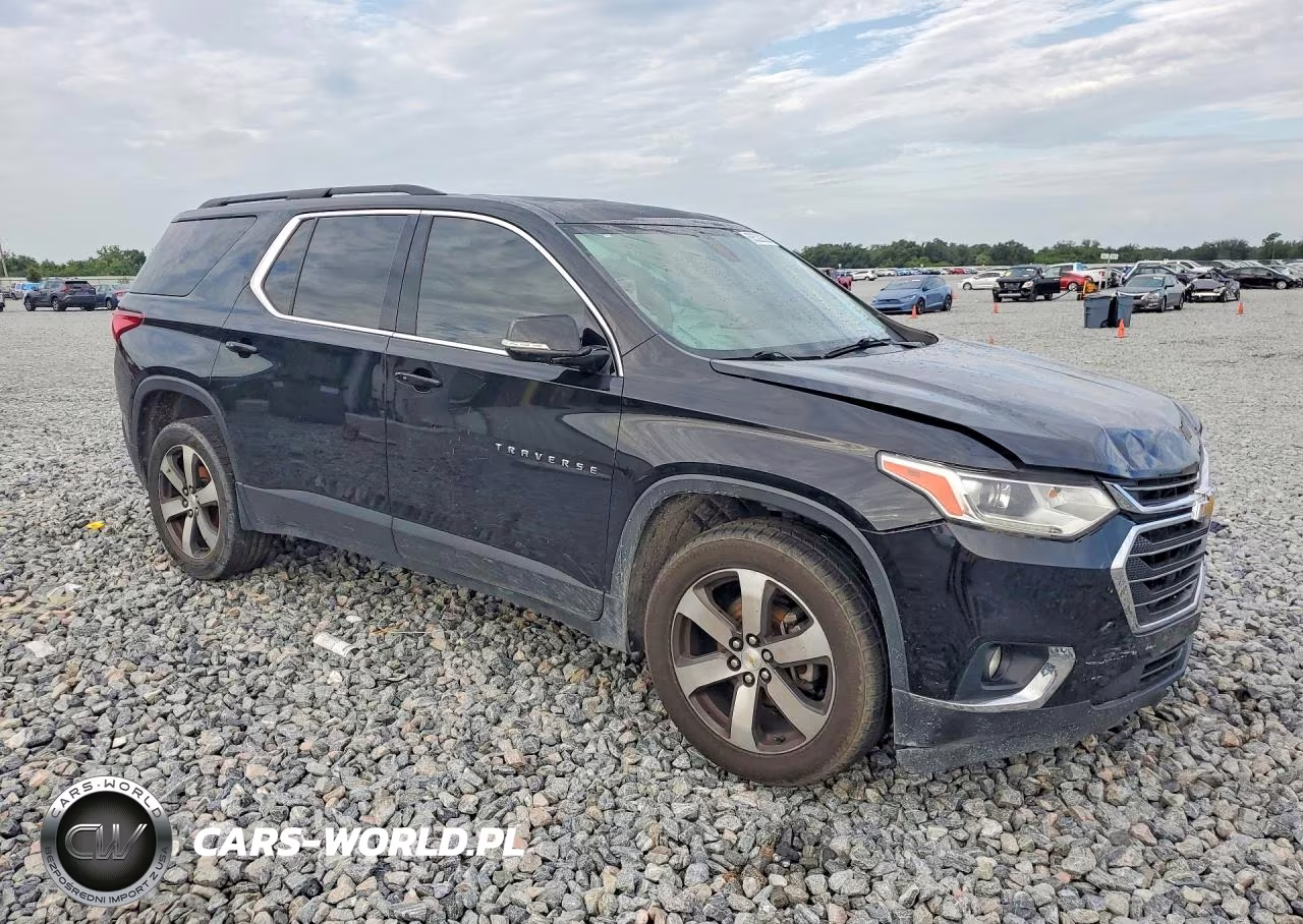 2019 Chevrolet Traverse Lt VIN:1GNERHKW4KJ116897 - 4