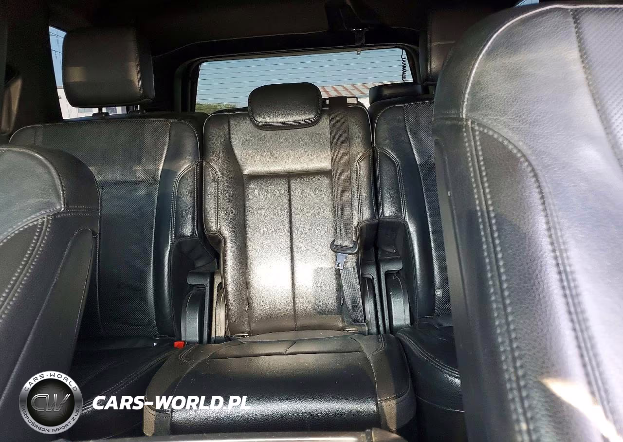 2018 Ford Expedition Xlt VIN:1FMJU1HT8JEA22096 - 10