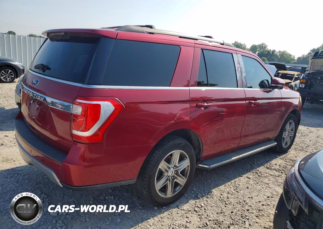 2018 Ford Expedition Xlt VIN:1FMJU1HT8JEA22096 - 3