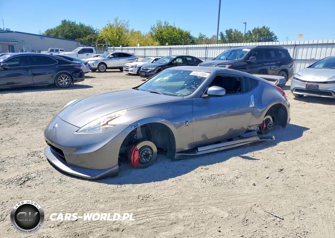 2012 Nissan 370Z Base – zdjęcie 1 z 12