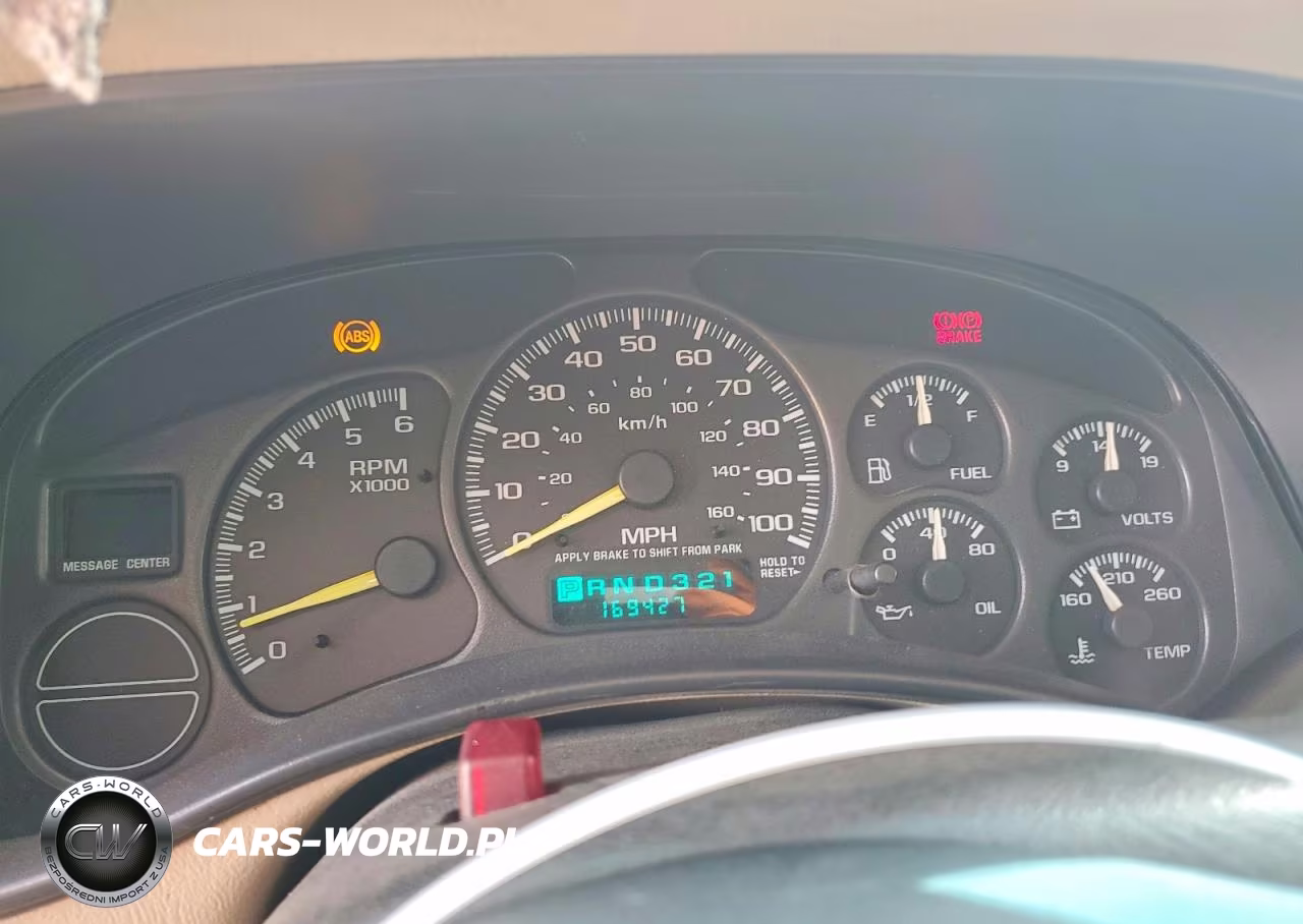 2001 Chevrolet Silverado C1500 VIN:2GCEC19V611154011 - 9