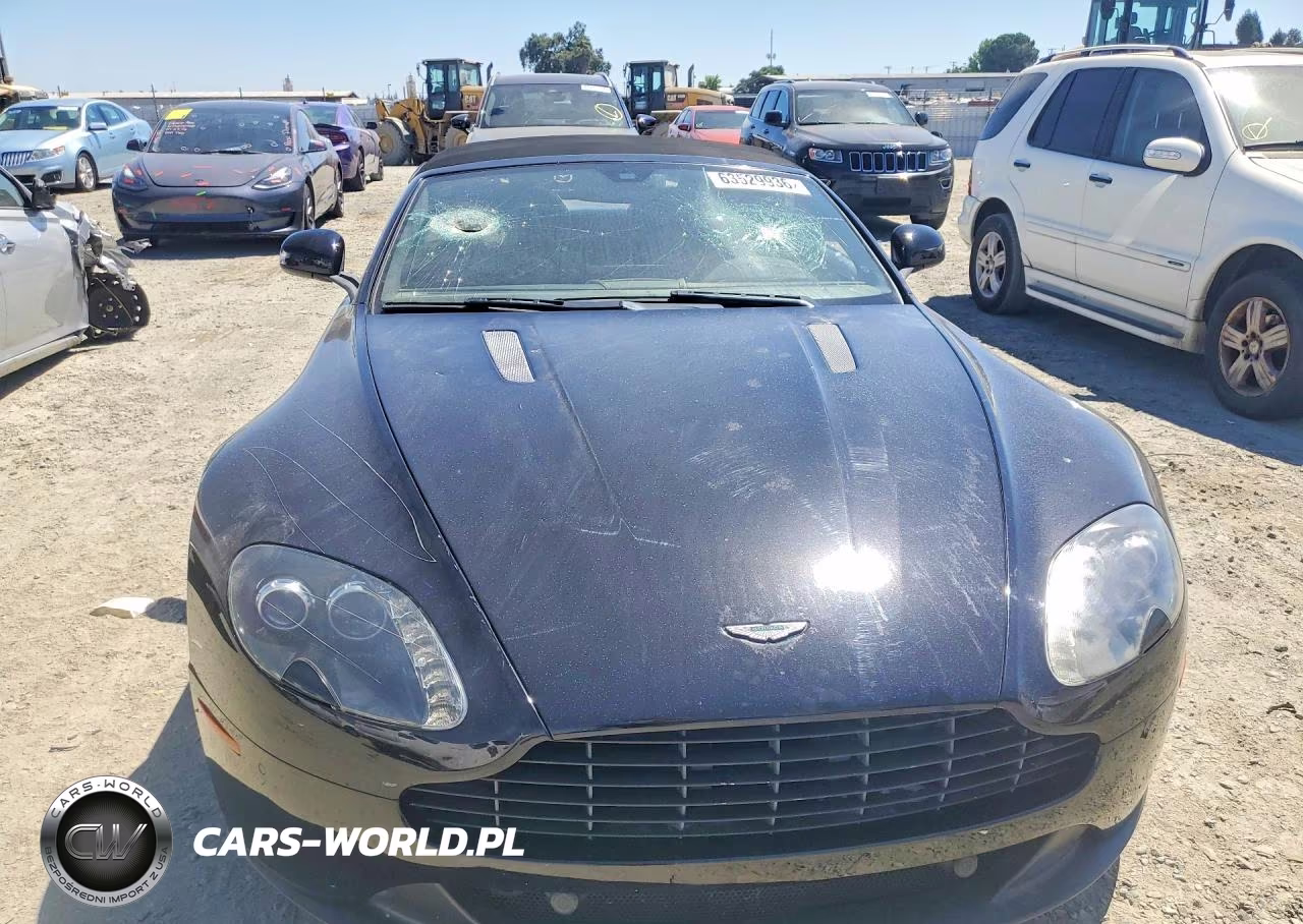 2014 Aston Martin V8 Vantage VIN:SCFEKBBK0EGD18195 - 5