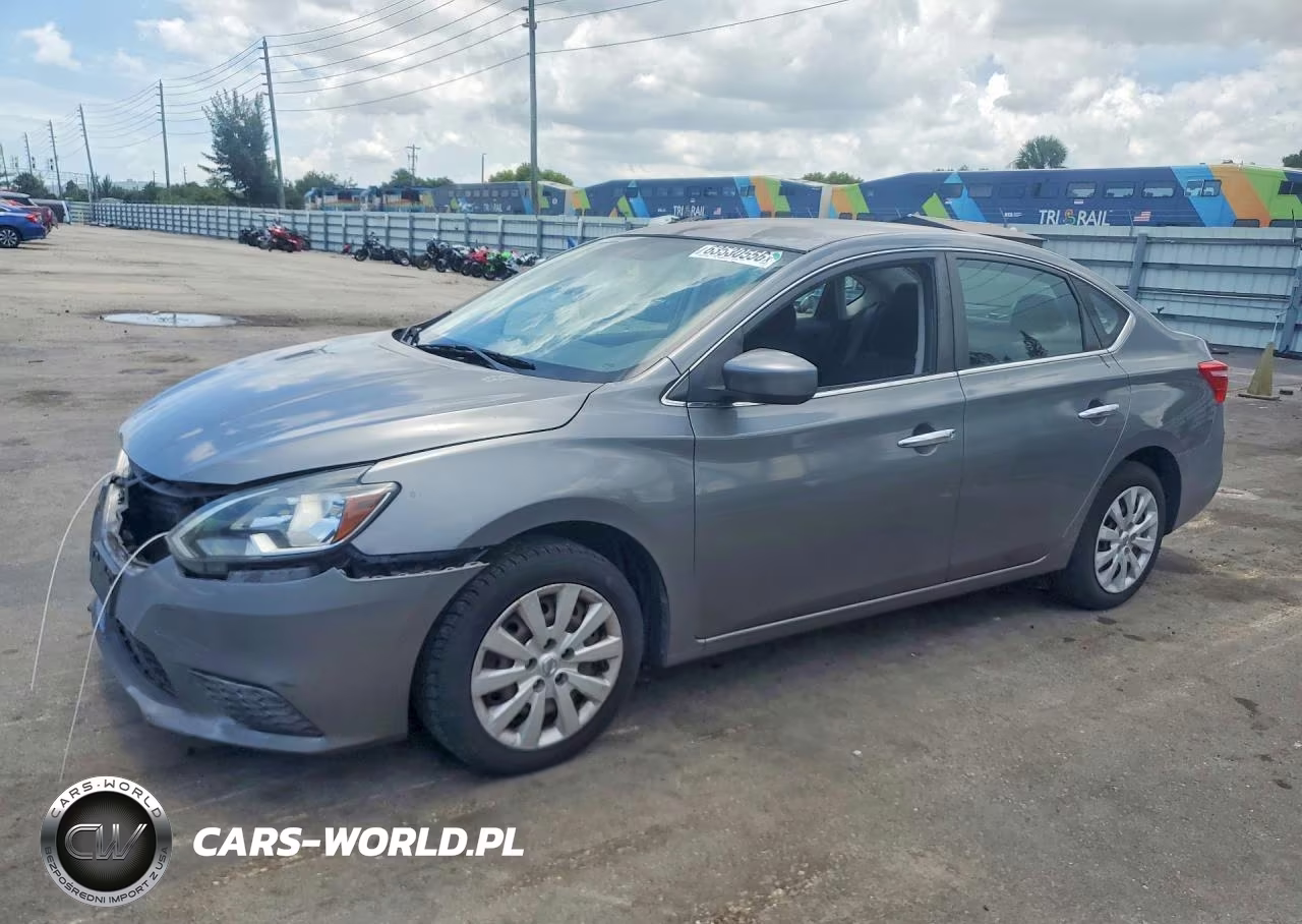 2016 Nissan Sentra S – zdjęcie 1 z 12