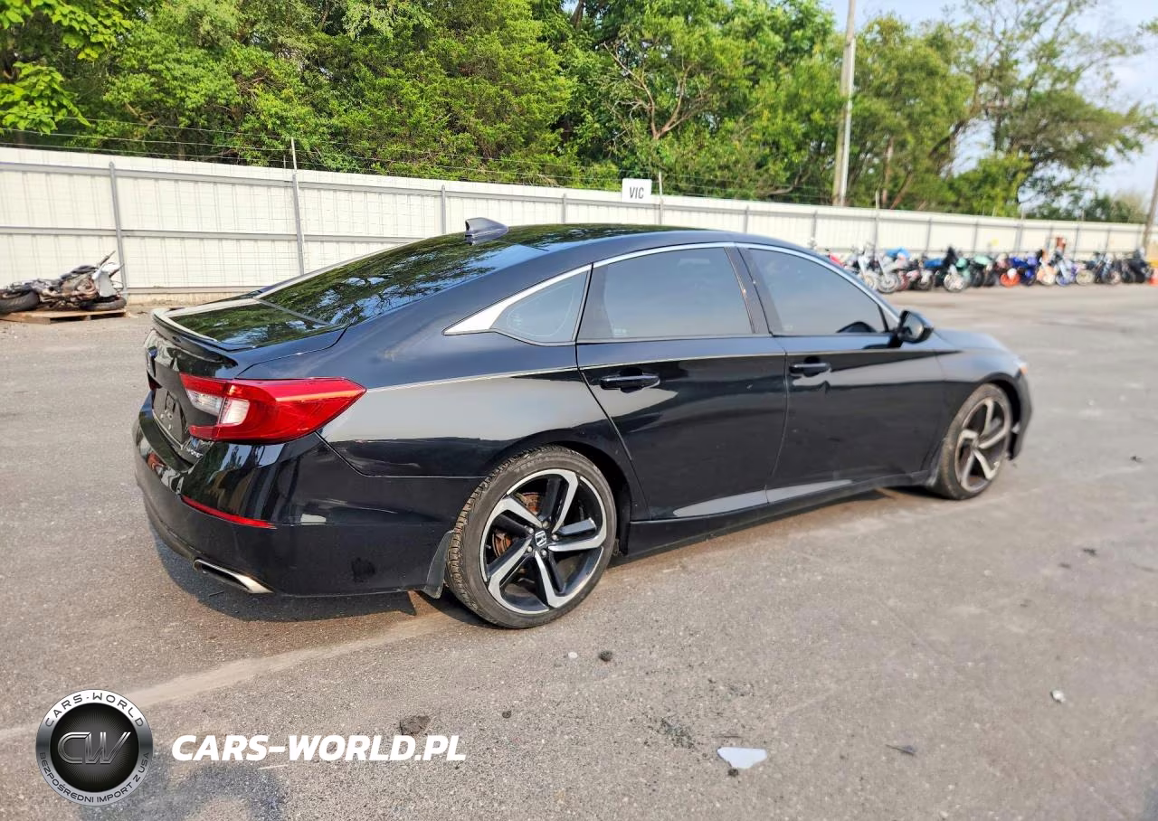 2018 Honda Accord Sport VIN:1HGCV1F38JA188835 - 3