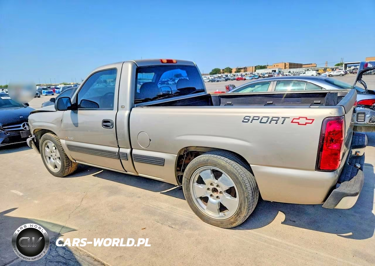 1999 Chevrolet Silverado C1500 VIN:1GCEC14W3XZ134122 - 2