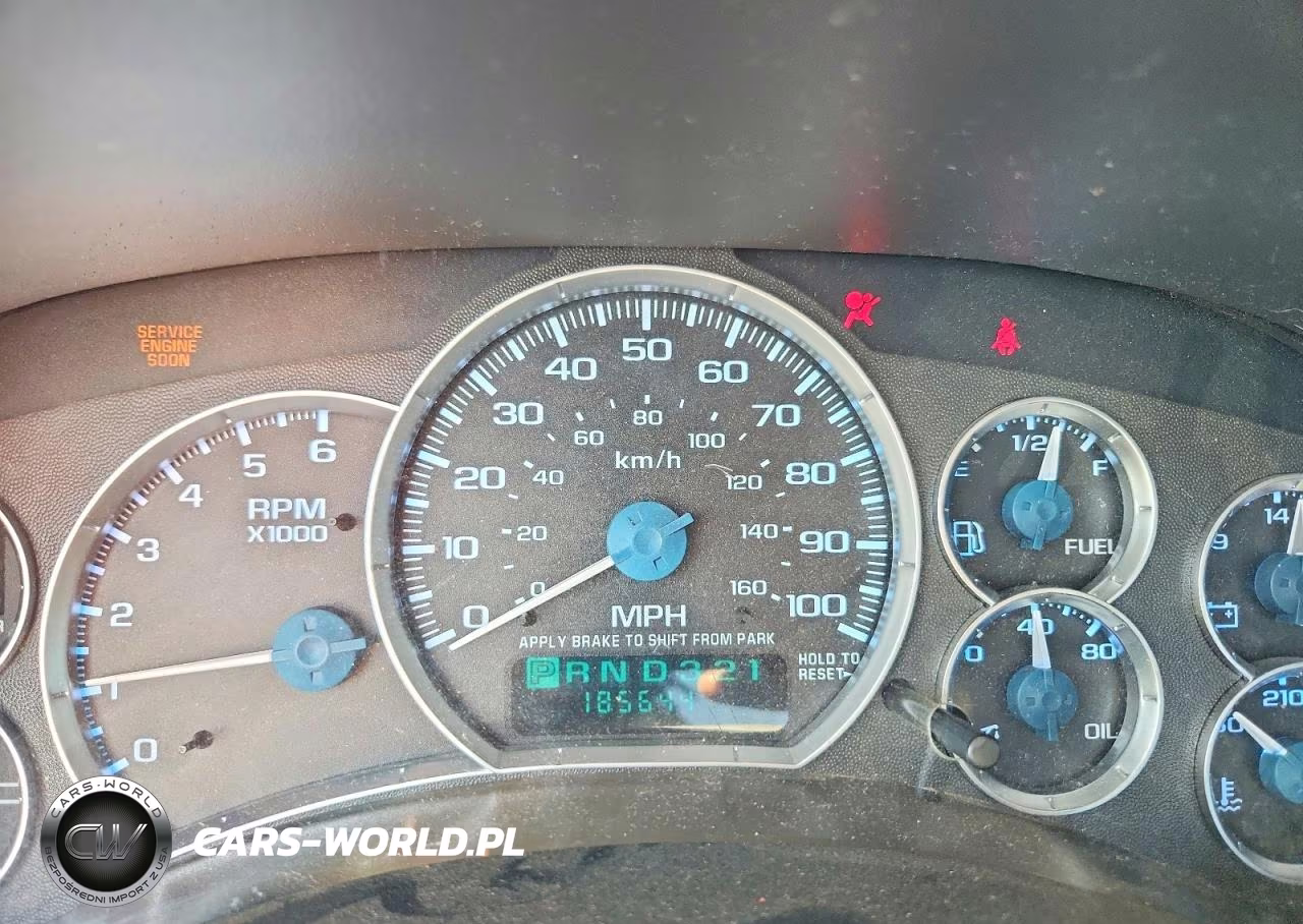 1999 Chevrolet Silverado C1500 VIN:1GCEC14W3XZ134122 - 9