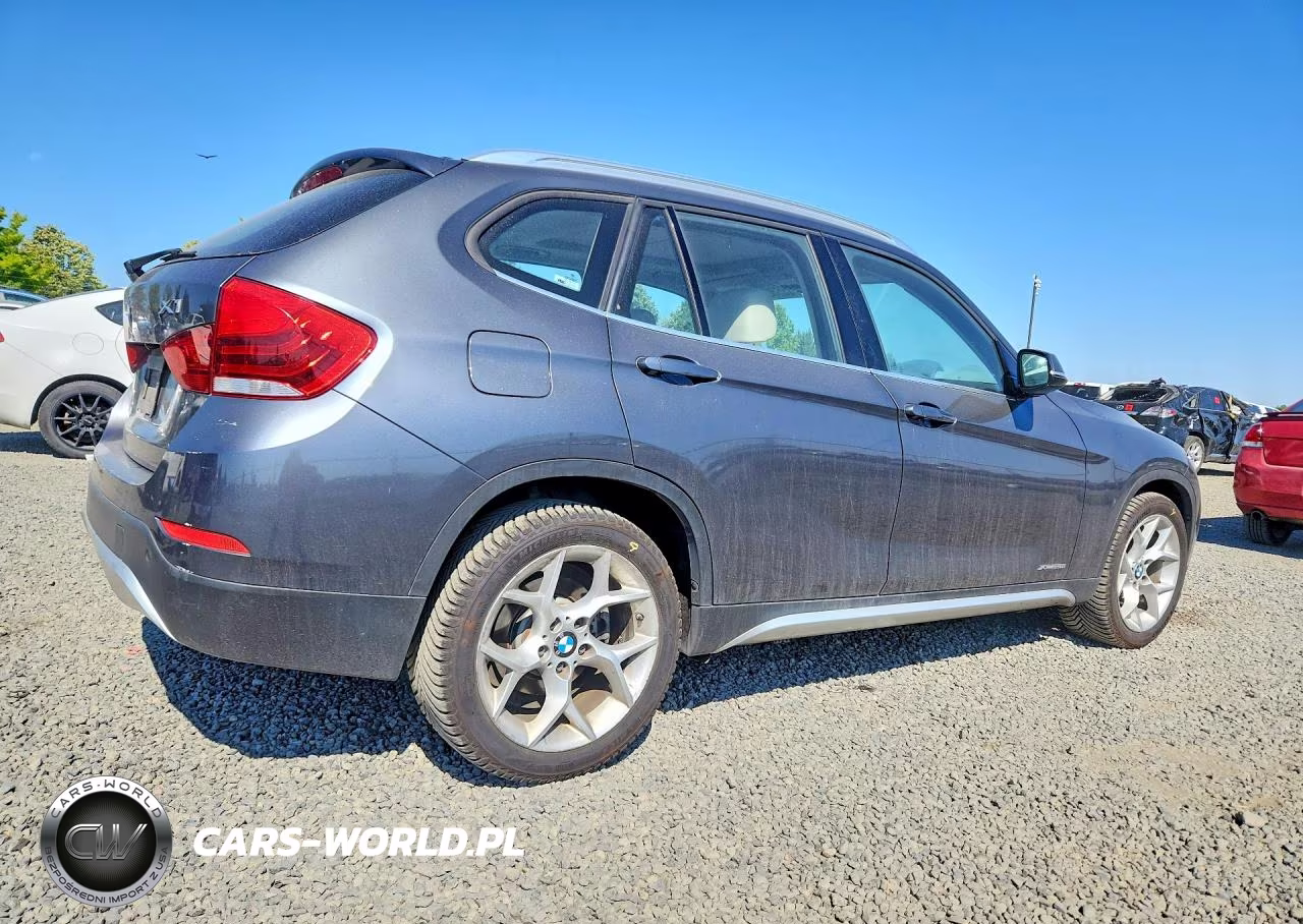 2015 BMW X1 xDrive28I VIN:WBAVL1C56FVY31828 - 3