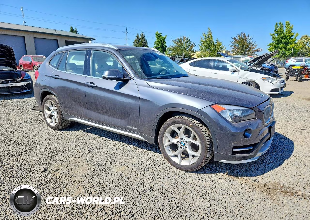 2015 BMW X1 xDrive28I VIN:WBAVL1C56FVY31828 - 4