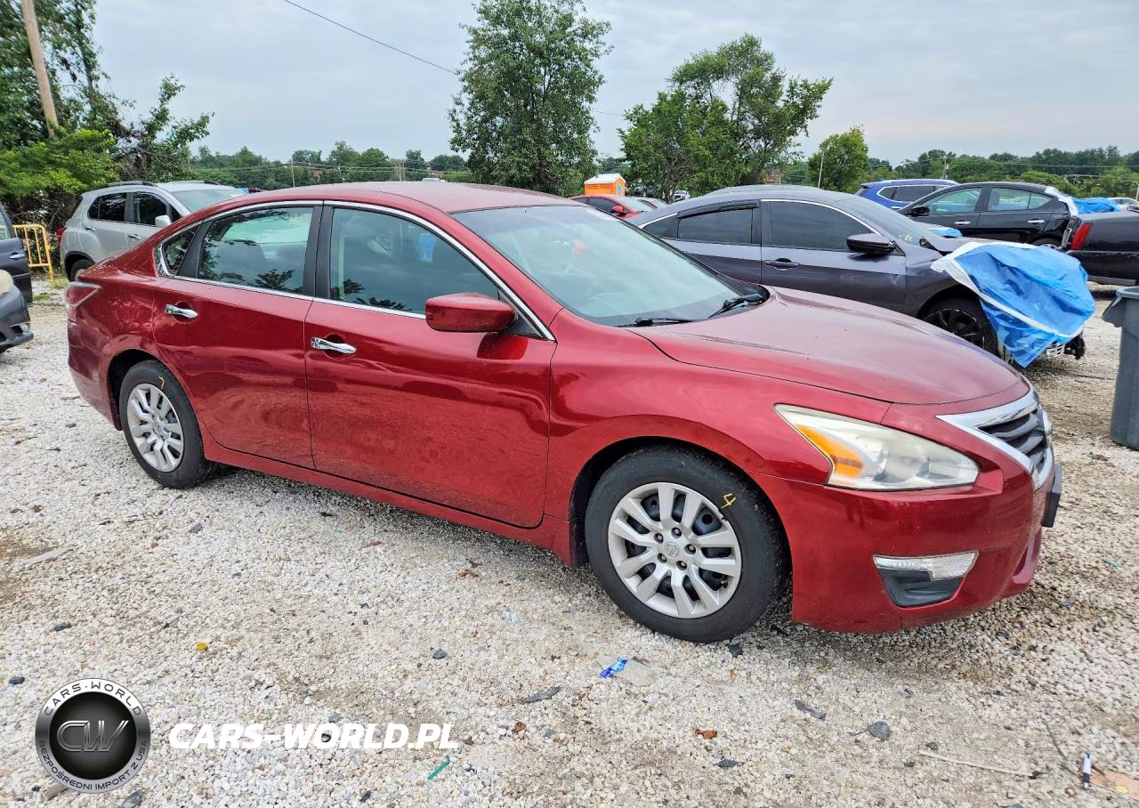 2014 Nissan Altima 2.5 S VIN:1N4AL3AP5EC425251 - 4