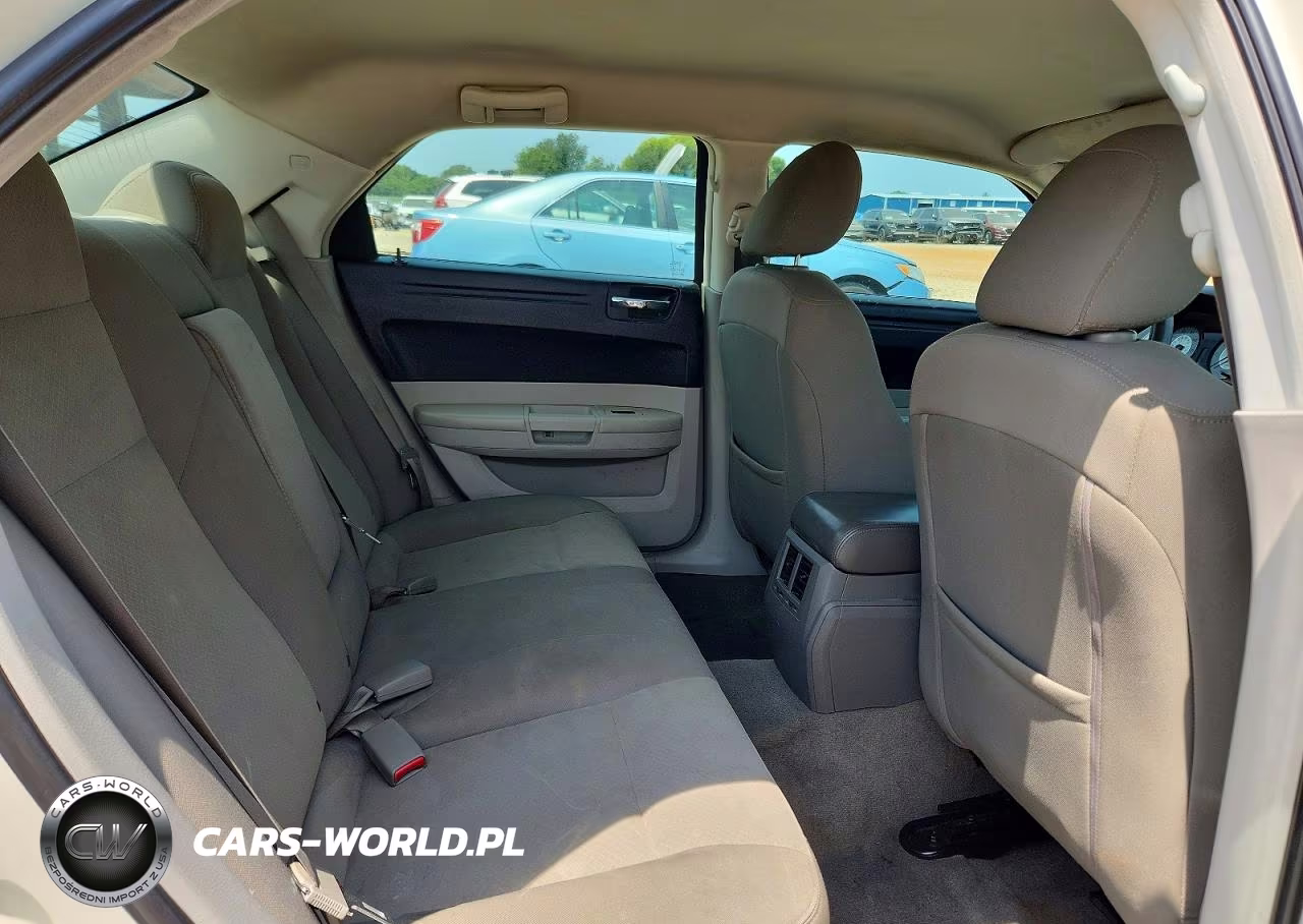 2008 Chrysler 300 Lx VIN:2C3LA43R68H293023 - 10
