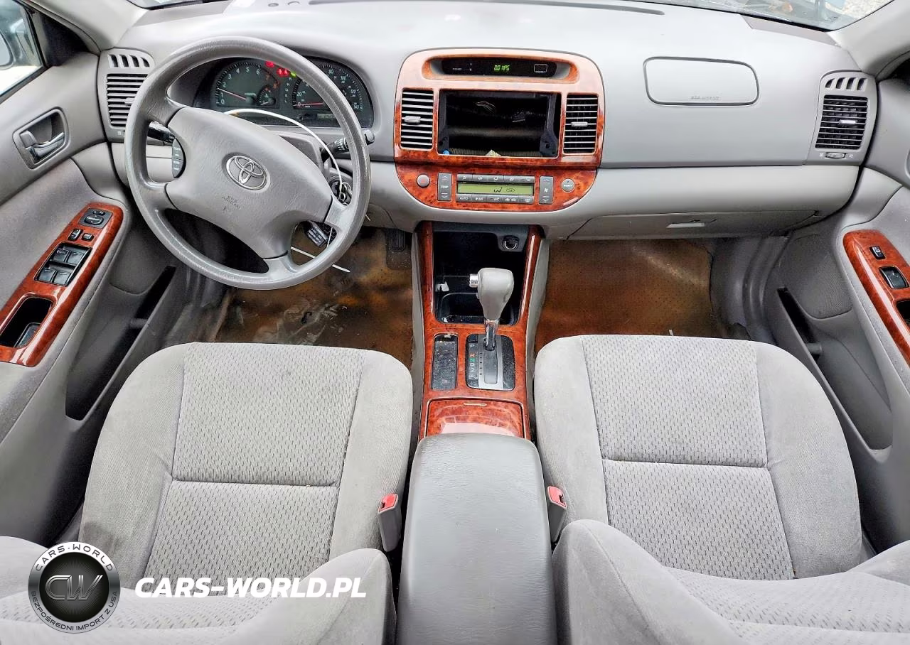 2004 Toyota Camry Xle VIN:4T1BE32KX4U372157 - 8