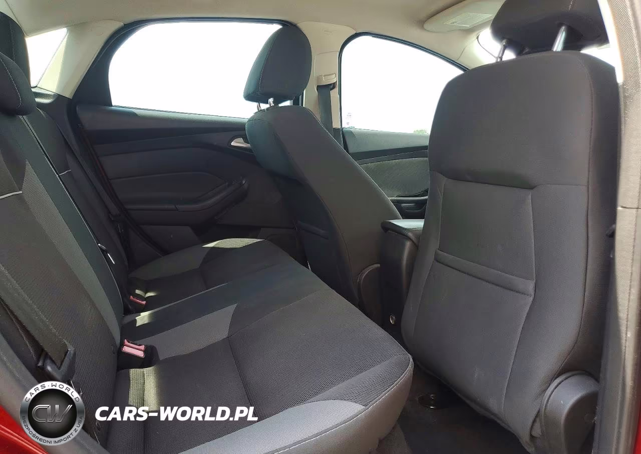 2013 Ford Focus Se VIN:1FADP3F22DL359822 - 10