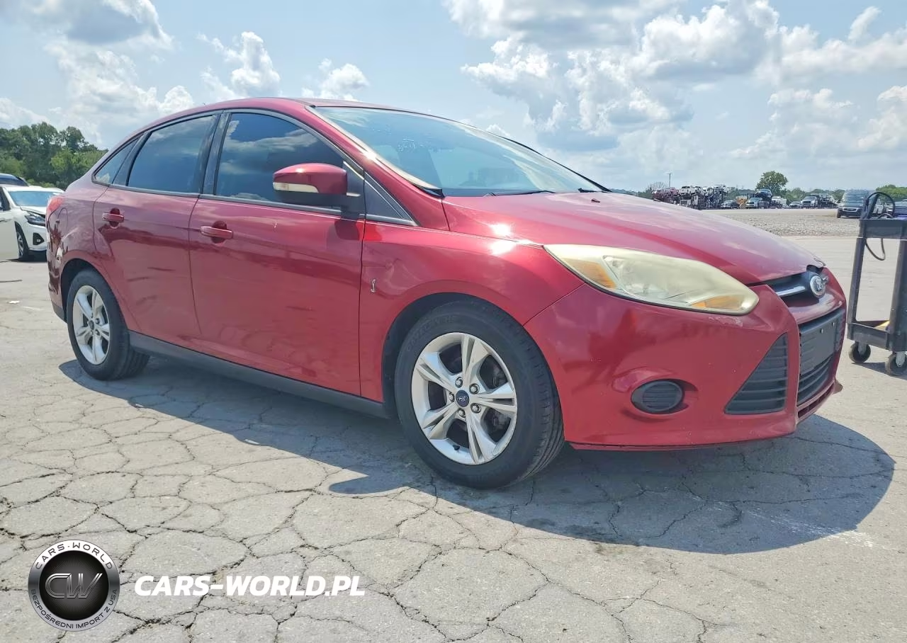 2013 Ford Focus Se VIN:1FADP3F22DL359822 - 4