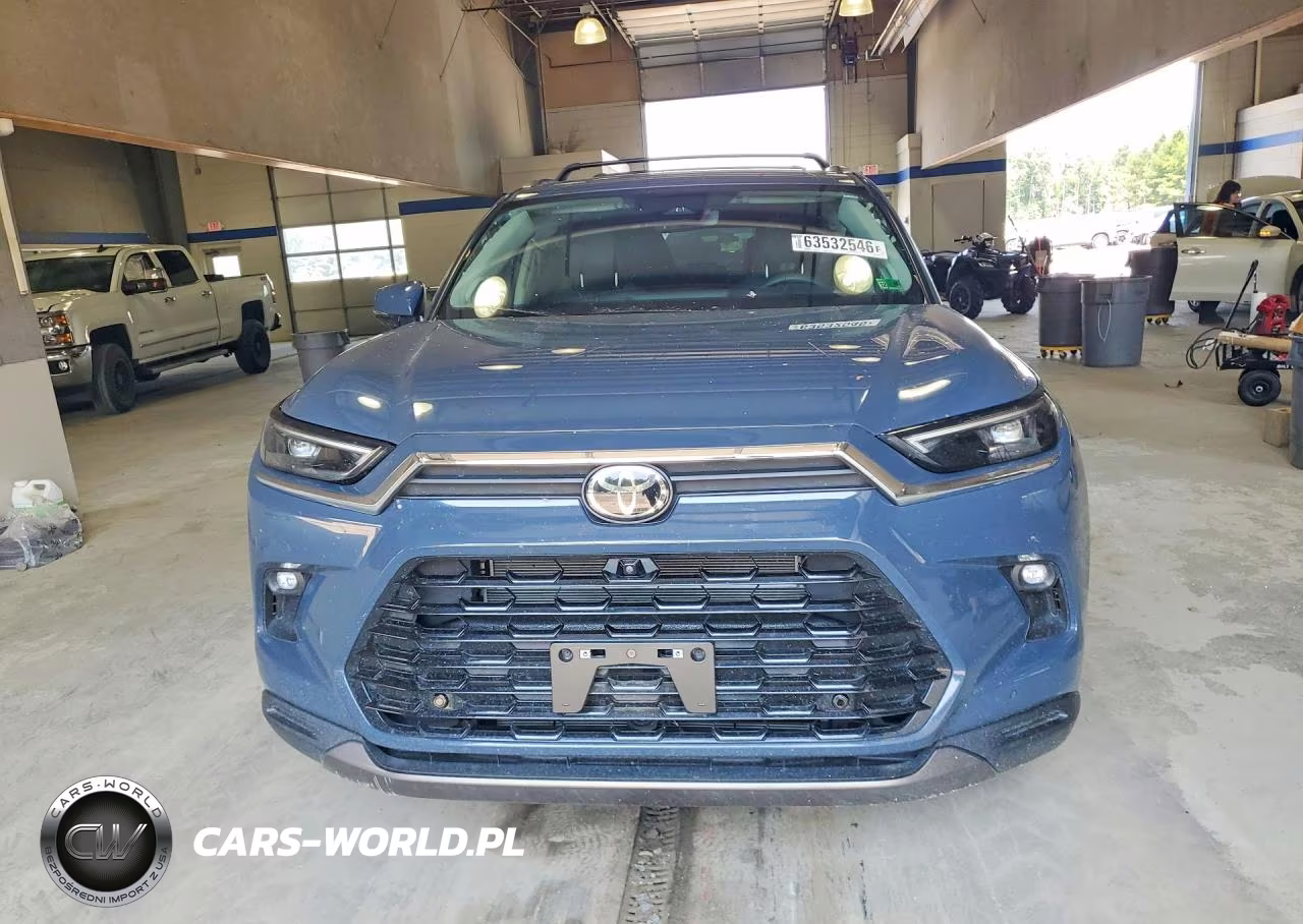 2026 Toyota Grand Highlander Hybrid Limited VIN:5TDACAB55TS080746 - 5
