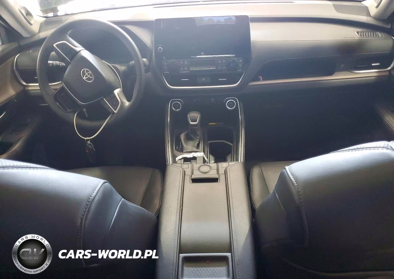 2026 Toyota Grand Highlander Hybrid Limited VIN:5TDACAB55TS080746 - 8