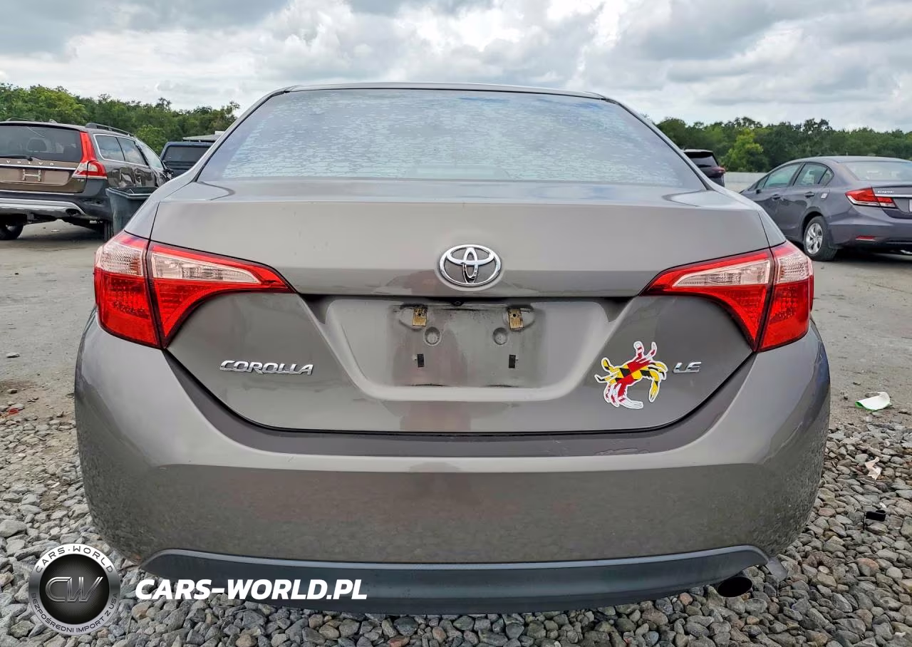 2019 Toyota Corolla Le VIN:2T1BURHE8KC185912 - 6