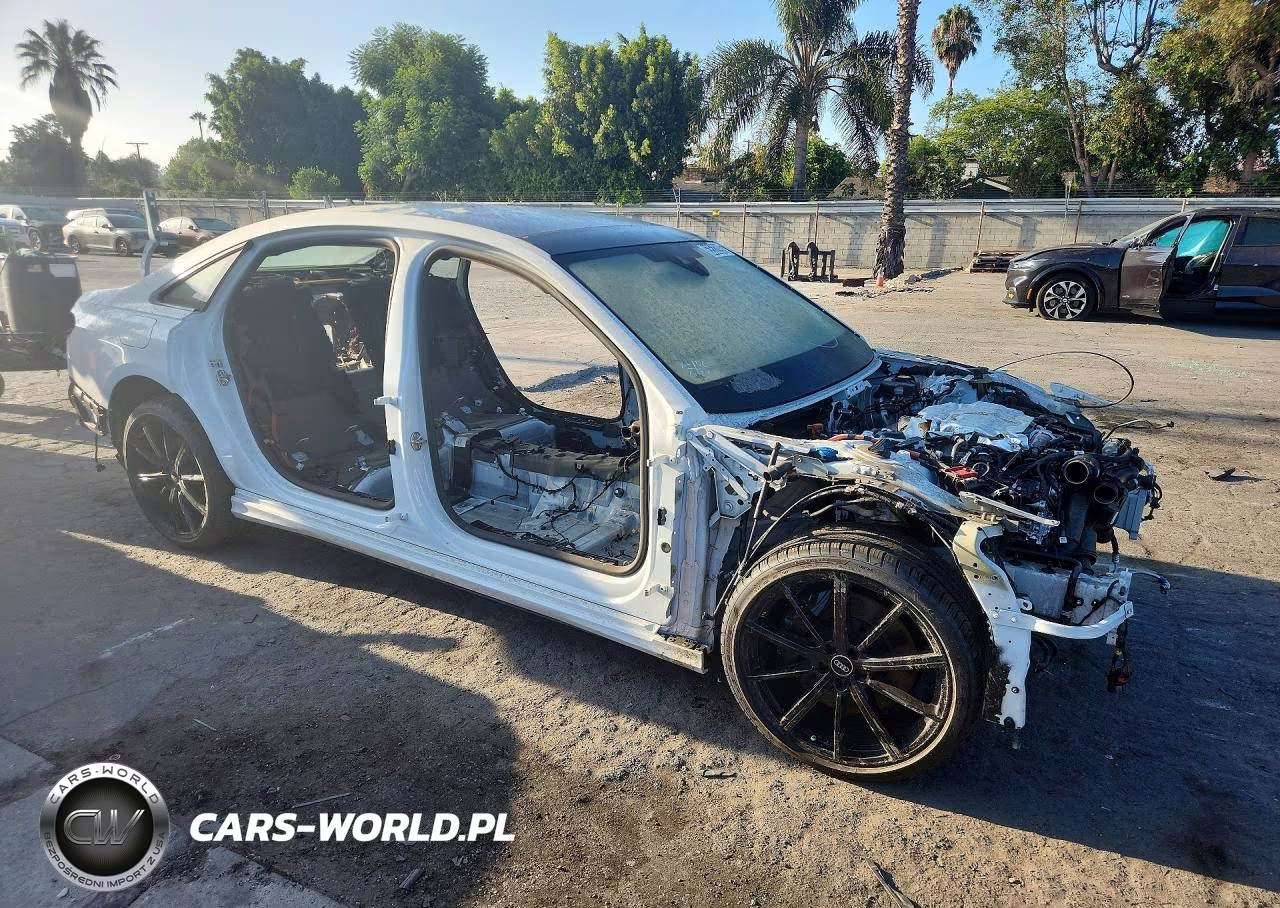 2024 Audi A8 L VIN:WAULDAF80RN002218 - 4